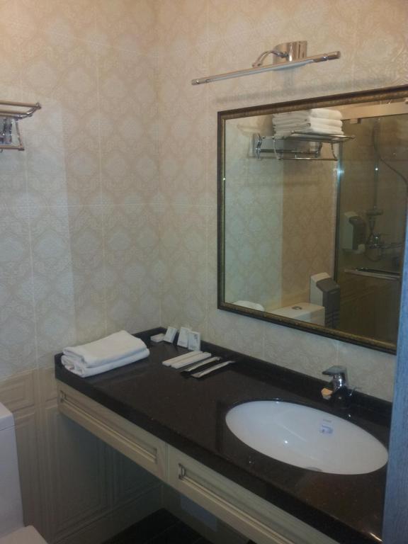 D'Rami Hotel อัลมาตี ภายนอก รูปภาพ